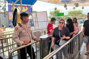 Giat Patroli Dialogis Ke Tempat Wisata, Anggota Pam Obvit Satsamapta Polres Batu Berharap Sitkamtibmas Menjelang Pilkada Kota Batu 2024 Aman Kondusif