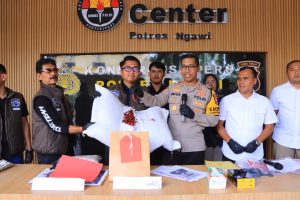 Polres Ngawi Berhasil Ungkap Penipuan Online, 5 Tersangka Lancarkan Aksinya dari Dalam Lapas Madiun