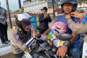 Operasi Zebra Semeru 2024 di Ponorogo, Pengendara Tertib Dapat Reward