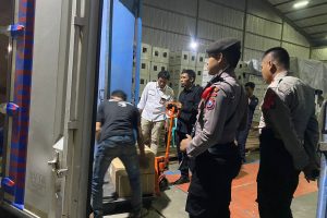 Polres Malang Kawal Distribusi Surat Suara Pilkada 2024 ke Gudang Logistik KPU