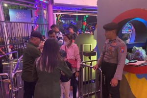 Berharap Sitkamtibmas Jelang Pilkada Kota Batu T.A. 2024 Aman Kondusif, Personil Pam Obvit Satsamapta Polres Batu Patroli Dialogis Ke Tempat Wisata