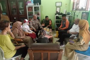 Ajak Warga Kolaborasi, Babhin Kamtibmas Patroli Keliling Desa Sampaikan Pesan Kamtibmas