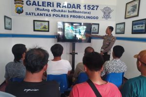 Galeri Radar 1527, Inovasi Polres Probolinggo Berikan Sosialisasi Pemohon SIM