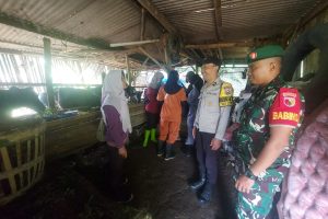 Jaga Kamtibmas, Anggota Polisi RW Polres Batu Aktif Sambang Warga