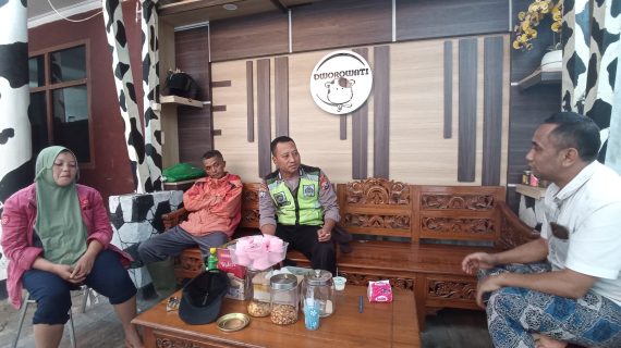 “Polisi RW Polres Batu Bersinergi dengan Warga, Jaga Kamtibmas Hingga ke Pelosok”
