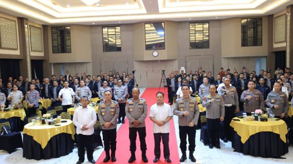 Ratusan Personel Humas Polri di Jawa Timur Ikuti Raker, Bahas Strategi Komunikasi di Era Digital
