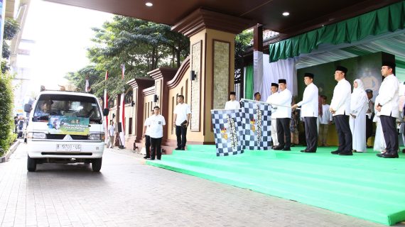 Kapolri Serahkan 9.648 Hewan Kurban Untuk Masyarakat