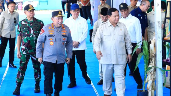 Presiden Prabowo Senang Panen Raya Jagung Inisiasi Polri Berhasil