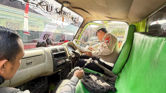 Antisipasi Kecelakaan, Satlantas Batu Cek Kondisi Kendaraan Peserta Karnaval