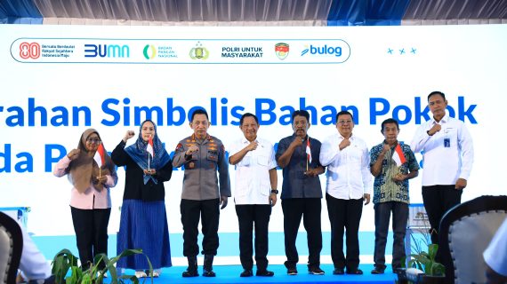 Mendagri Apresiasi Polri dan Bulog Gelar Gerakan Pangan Murah