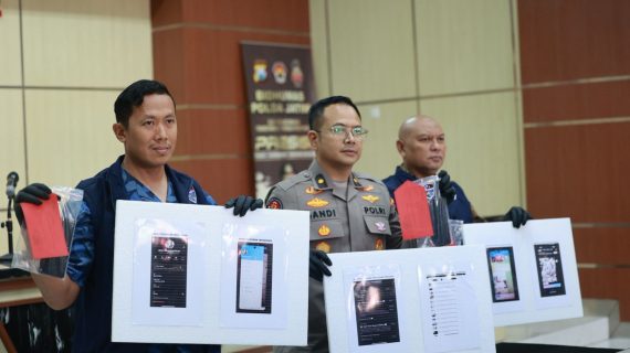 Polda Jatim Berhasil Amankan Seorang Pemuda di Jaksel Tersangka Penyebaran Konten Pornografi Anak Lewat Medsos