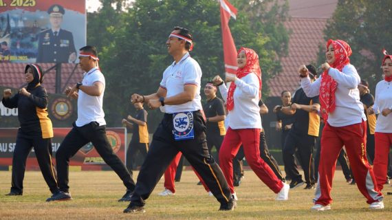 Gelorakan Semangat Kemerdekaan, SPN Polda Jatim Lepas 17 Merpati Gelar Berbagai Lomba Penuh Kebersamaan