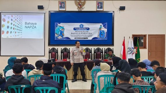 Bhabinkamtibmas Sosialisasikan Bahaya Narkoba, Ajak Warga Perkuat Perisai Keluarga