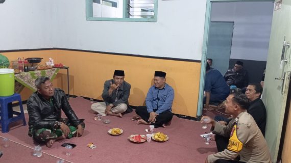 Bhabinkamtibmas Sambang Paguyuban RW, Kobarkan Semangat Cipta Kondusif
