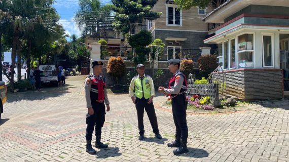 Antisipasi Gangguan, Sat Samapta Polres Batu Patroli Dialogis ke Perumahan