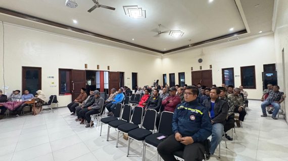 Sinergi Membangun Desa : Bhabinkamtibmas Hadiri Musdes Penetapan RKPDes 2026