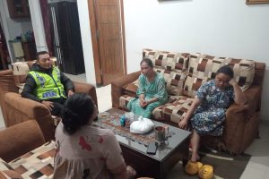 Sambang Proaktif : Bhabinkamtibmas Sampaikan Himbauan Cuaca Ekstrem dan Waspada Penipuan Online