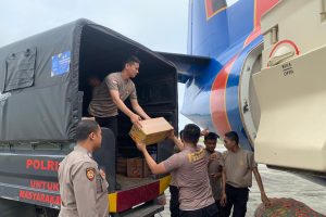 Polri Kembali Saluran 2,1 Ton Bantuan Logistik Ke Aceh Tengah