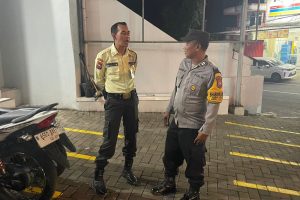 Polsek Ngantang dan Satpam BRI Unit Ngantang Perkuat Sinergi Patroli Dialogis untuk Keamanan