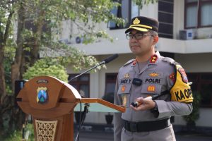 Upacara Kenaikan Pangkat Polres Batu, Kapolres Ingatkan Tanggung Jawab dan Pentingnya Kaderisasi