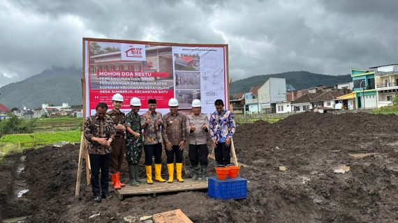 Sinergitas Forkopimda, Polres Batu Hadiri Peletakan Batu Pertama Gerai KDMP Desa Sumberejo
