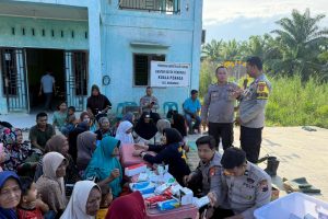 Polri Hadir Menyentuh dari Pintu ke Pintu: Layanan Kesehatan dan Home Visit Ringankan Derita Warga Terdampak Banjir Aceh Tamiang