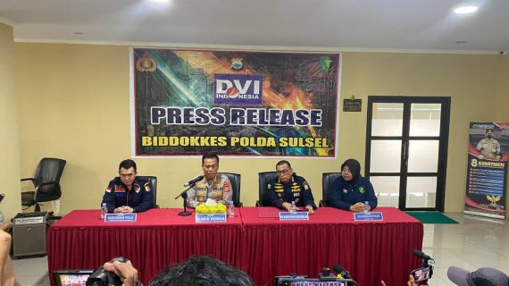 Tim DVI Polri Lakukan Tahap Awal Identifikasi 10 Korban Kecelakaan Pesawat ATR 42-500