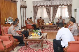 Kapolres Pasuruan Kota Kunjungi Wali Kota Adi Wibowo, Bangun Komunikasi Jaga Kamtibmas