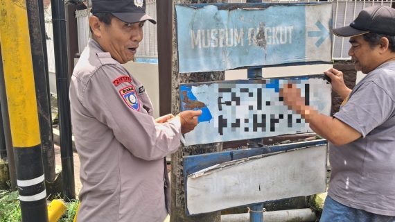 Respon Cepat Bhabinkamtibmas Ngaglik Atasi Tulisan Tidak Beretika di Lingkungan Warga