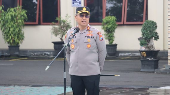 Kapolres Batu Pimpin Apel Persiapan Pengamanan Kunjungan Wakil Presiden RI KH. Ma’ruf Amin