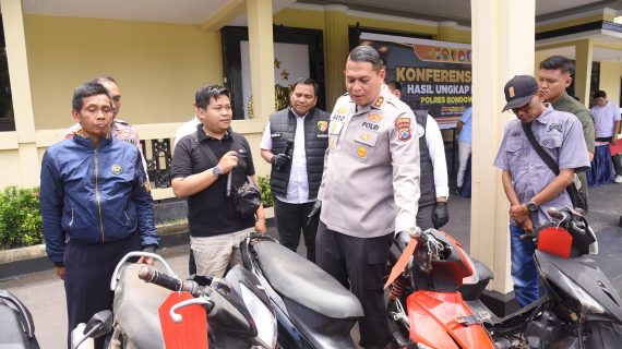 Polres Bondowoso Ungkap Curanmor Amankan 3 Tersangka dan 11 Unit Motor