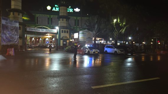 Satlantas Polres Batu Intensifkan Pengamanan dan Pengaturan Lalu Lintas Sholat Subuh Selama Bulan Suci Ramadhan