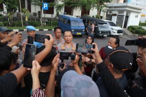 Polrestabes Surabaya Amankan Tersangka Pencabulan Tujuh Anak Dibawah Umur