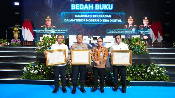 Wakapolri Bedah Buku “Gamifikasi Kekerasan dalam Teror Modern di Era Digital”, Tawarkan Cara Pandang Baru Membaca Ancaman di Era Digital