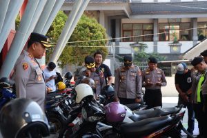 Kapolres Batu Pimpin Apel Kesiapan Pengamanan Liga 4 Piala Presiden 2026 Putaran Nasional Babak 64 Besar