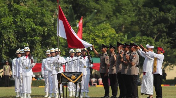 Kapolda Jatim Lantik 971 Bintara Remaja Lulusan SPN Polda Jatim