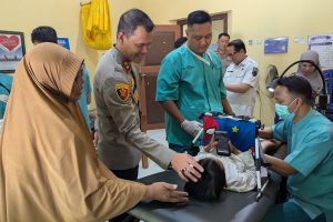 Polri Untuk Masyarakat : Polres Probolinggo Kota Gelar Khitan Gratis Sambut Hari Bhayangkara ke-80