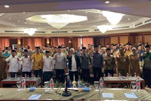 Sambang dialogis dengan Tomas Seniman lokal bpk Abdurahim
